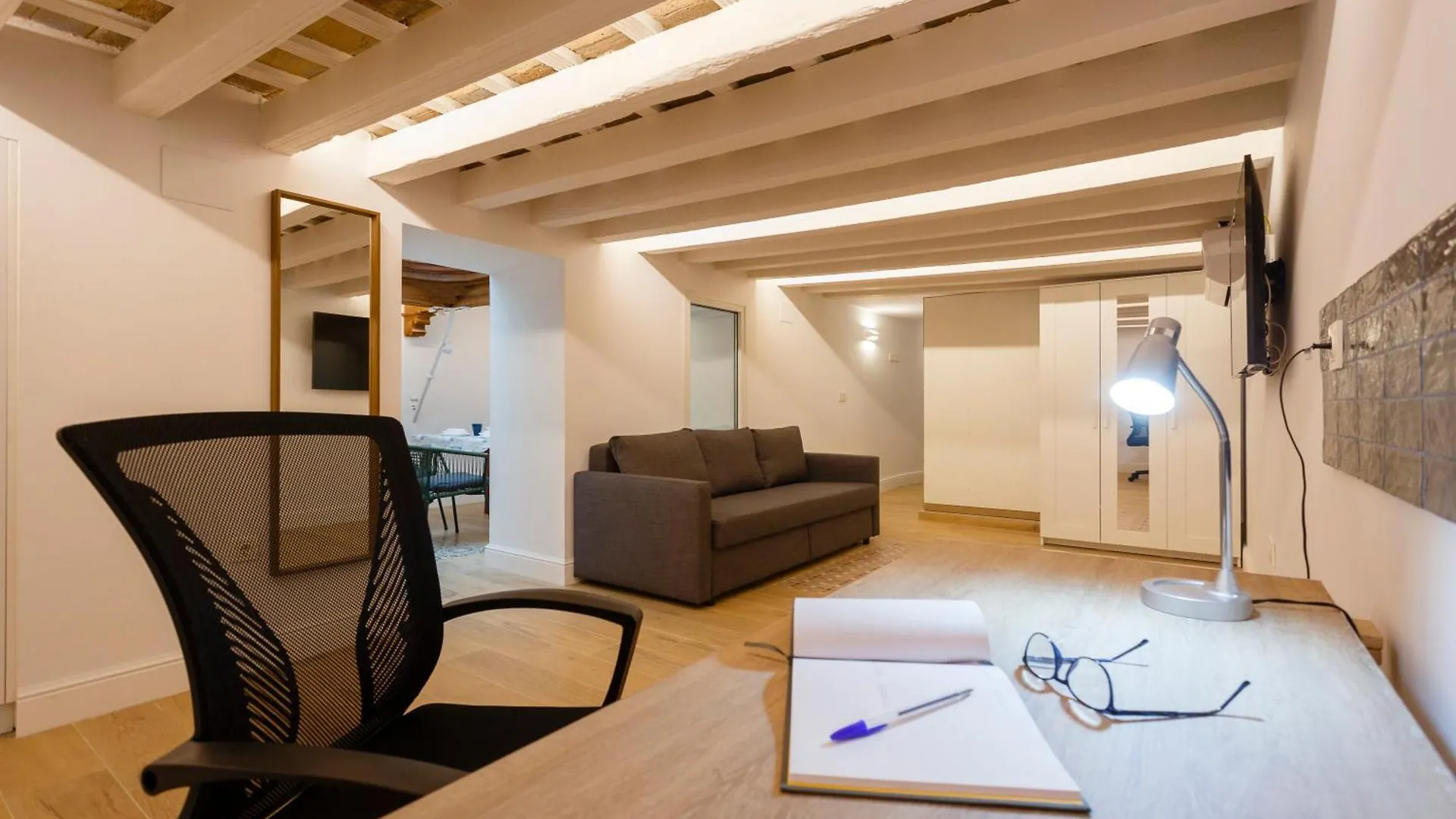 Estudio Amor Brujo By Cadiz4Rentals 0*,  España